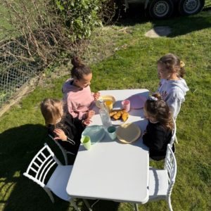 Tables et chaises – Image 3